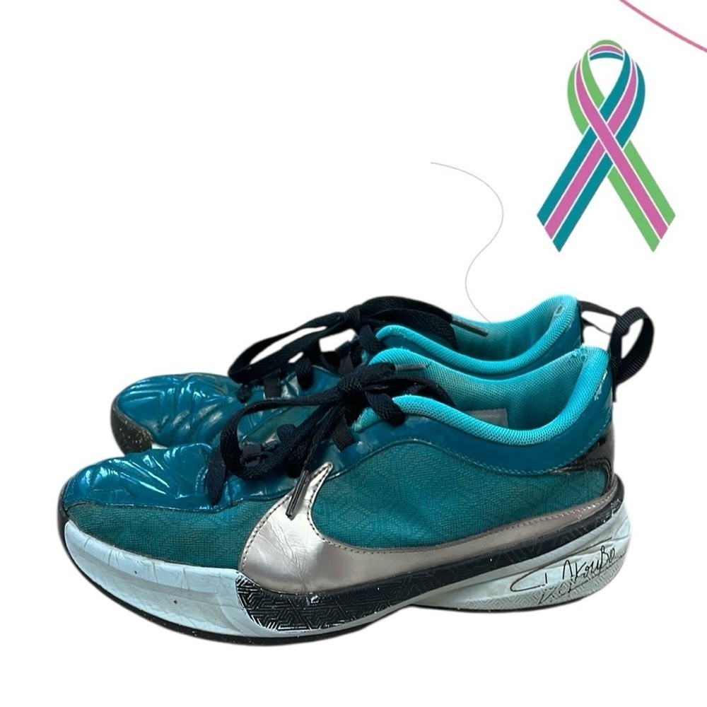 Nike Zoom Freak 5 FN1356-300 Blue Black Sneakers Athletic Shoes Youth Sz 4.5